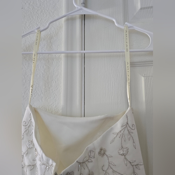 David's bridal Galina bridal gown - Picture 11 of 13